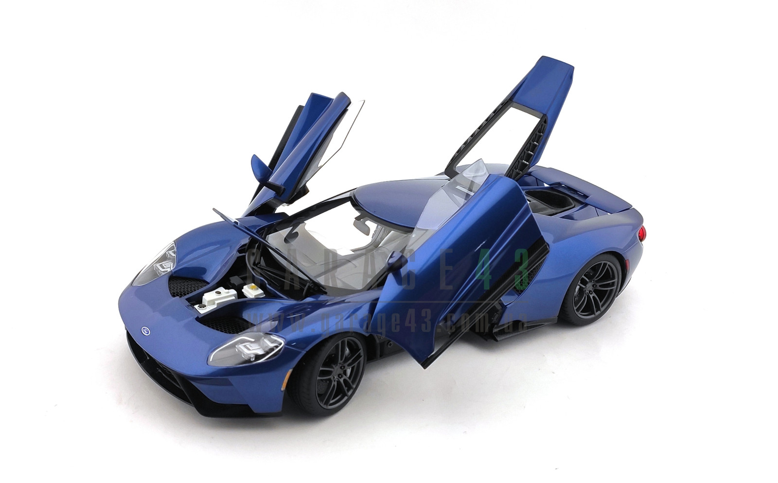 Garage43 - Дорожні автомобілі - 1/18 Ford GT 2017 blue Auto Art 72942