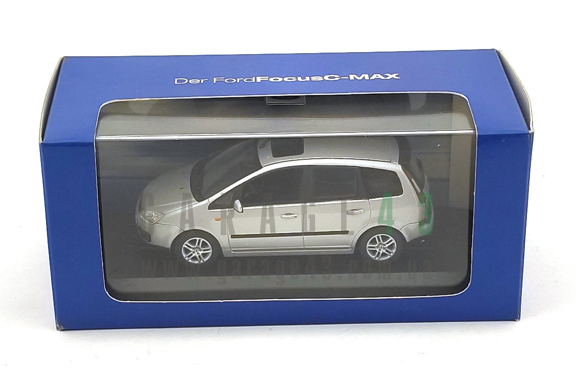 新品　ミニカー　1/43『Ford Focus 2000 GHIA』シルバー Автомодель Ford Focus 1999 1:43 – іграшки з доставкою від ROZETKA