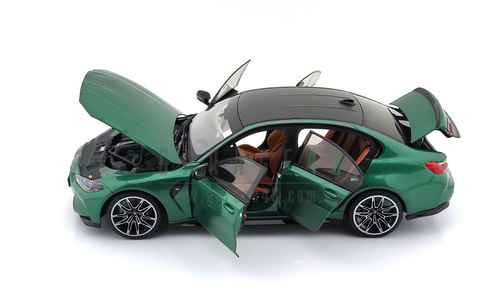 Garage43 - Road cars - 1/18 BMW M3 G80 2020 green Minichamps