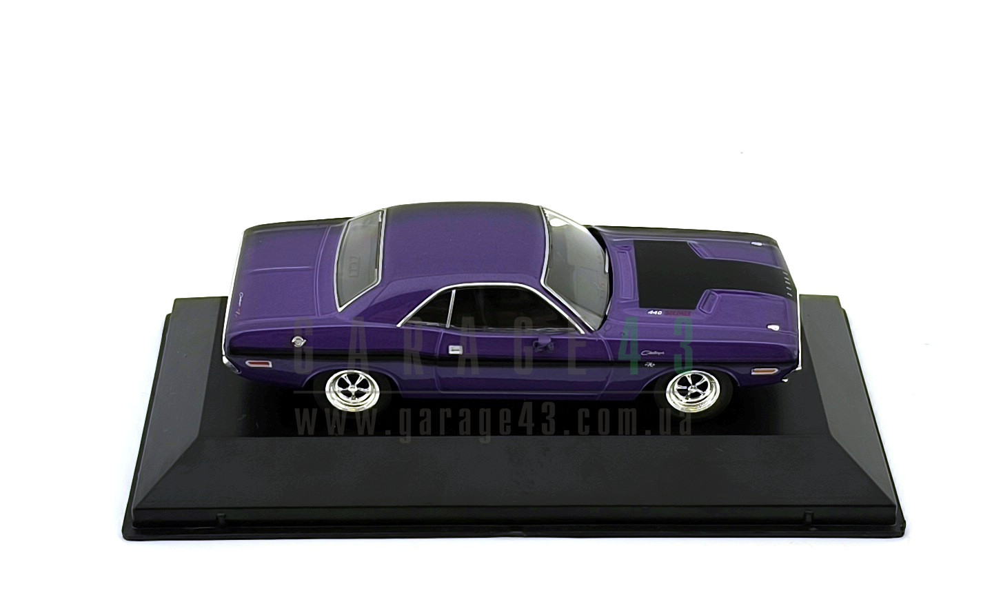 Garage43 - Дорожні автомобілі - Масштабна модель автомобіля 1/43