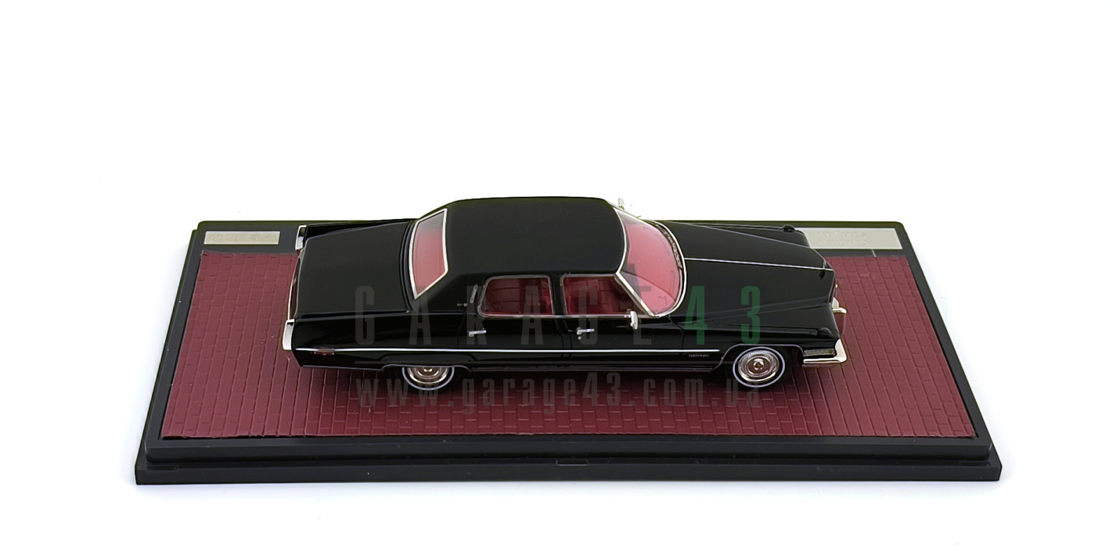 Garage43 - Дорожні автомобілі - Масштабна модель автомобіля 1/43